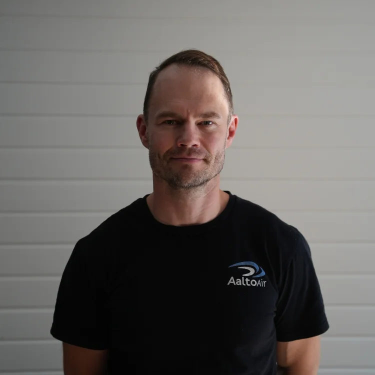 Mikko Vörlin – yli 20 vuoden kokemus ilmalämpöpumppujen asennuksesta ja huollosta